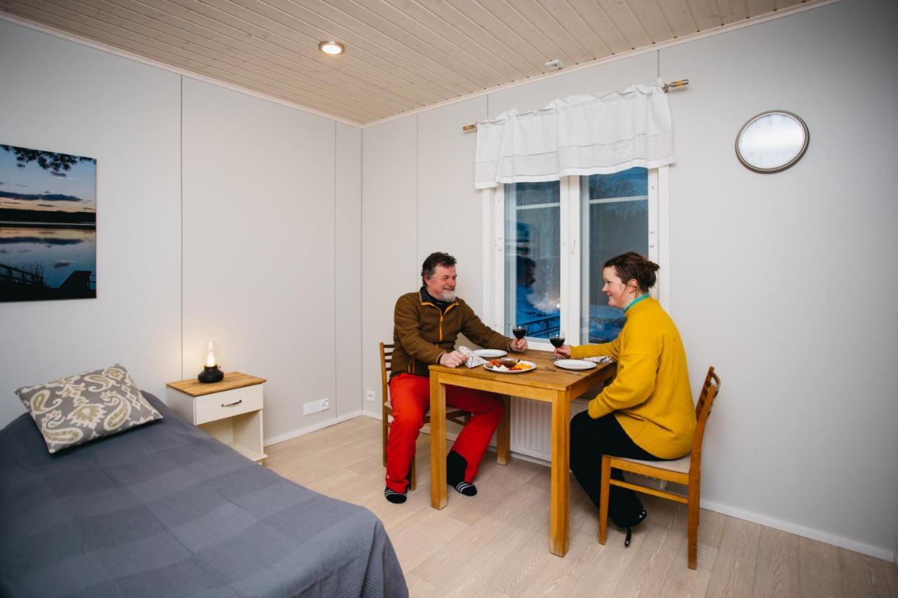 Labbnäs Semesterhem, Radhuset Kimitoön Exteriör bild